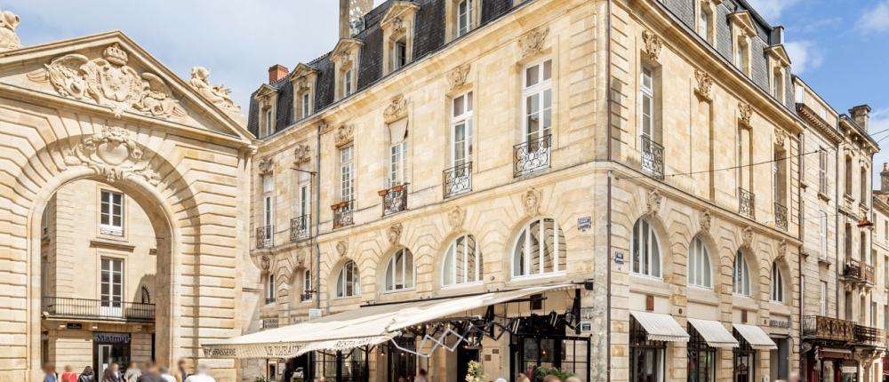 Séjourner à Bordeaux : pourquoi choisir un hôtel indepéndant au cœur de la ville ?